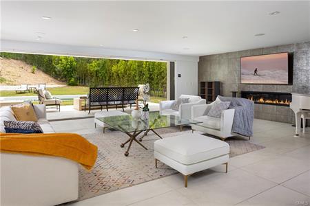 3030 Deep Canyon Dr | Beverly Hills