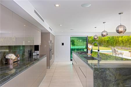 3030 Deep Canyon Dr | Beverly Hills