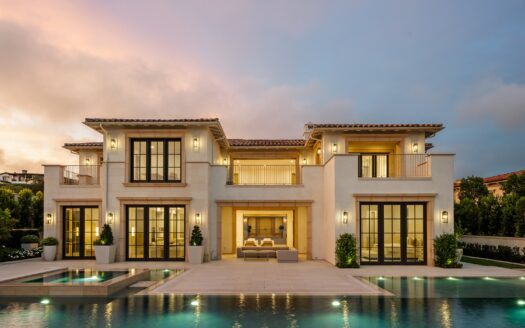 18 Swimmers Point | Crystal Cove
